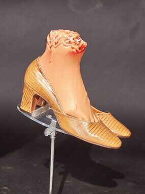 1960s Pressed Tan Patent Leather Pumps Vintage Heels